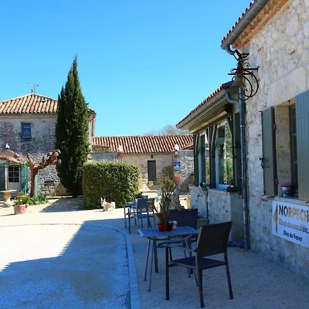Casa de Férias Norpech Penne-dʼAgenais